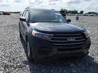 2023 Ford Explorer XLT with VIN 1FMSK7DH9PGC37708, listed as a Copart auction lot 60152715 with 17,697 mi miles and Salvage title. Bid and sale history available at DreamBid. Image 14.