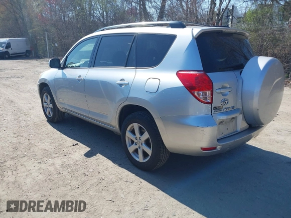 2006 Toyota RAV4 Limited with VIN JTMBK31V165006349, listed as a IAAI auction lot 42091236 with 138,136 mi miles. Bid and sale history available at carsss.com. Image 3.