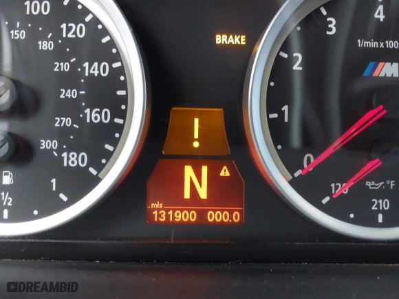 2012 BMW X6 M with VIN 5YMGZ0C58CLK14885, listed as a IAAI auction lot 42082928 with 131,900 mi miles. Bid and sale history available at carsss.com. Image 15.