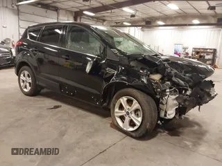 2016 Ford Escape SE z VIN 1FMCU9GX0GUA50193, wystawiony jako IAAI lot #42078340 z przebiegiem 92 413 mil mil oraz . Historia ofert i sprzedaży dostępna na DreamBid. Obrazek 1.