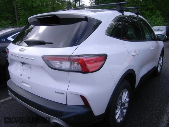 2020 Ford Escape SE with VIN 1FMCU9G69LUC30161, listed as a IAAI auction lot 42679185 with 98,651 mi miles and . Bid and sale history available at DreamBid. Image 9.