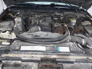 2000 Chevrolet S-10 LS with VIN 1GCCS1449YK187118, listed as a IAAI auction lot 41278247 with 0 mi miles. Bid and sale history available at carsss.com. Image 10.