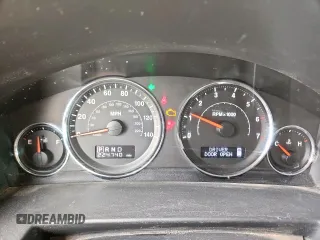 2008 Jeep Commander Sport with VIN 1J8HH48K78C174076, listed as a Copart auction lot 60203175 with 224,740 mi miles and Clean title. Bid and sale history available at DreamBid. Image 9.