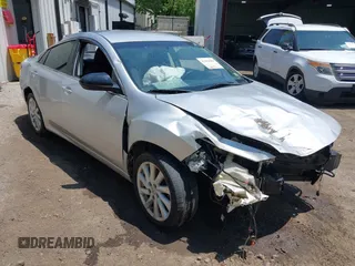 2012 Mazda 6 i Touring z VIN 1YVHZ8DH2C5M30184, wystawiony jako IAAI lot #42391960 z przebiegiem 194 490 mil mil oraz . Historia ofert i sprzedaży dostępna na DreamBid. Obrazek 1.