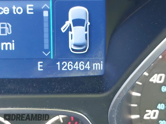 2014 Ford Escape SE with VIN 1FMCU0GX0EUE35004, listed as a IAAI auction lot 40811631 with 126,464 mi miles. Bid and sale history available at carsss.com. Image 15.