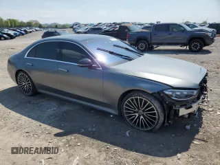 2022 Mercedes-Benz S 580 z VIN W1K6G7GB4NA106528, wystawiony jako Copart lot #52556115 z przebiegiem 39 827 mil mil oraz Szkody całkowita. Historia ofert i sprzedaży dostępna na DreamBid. Obrazek 4.