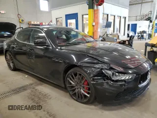 2016 Maserati Ghibli S Q4 with VIN ZAM57RTA9G1168309, listed as a Copart auction lot 68623683 with 73,612 mi miles. Bid and sale history available at carsss.com. Image 4.