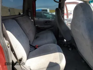 2001 Ford F-150 XLT с VIN 1FTRW07L01KF03457, выставлен на аукционе Copart как лот 60086725 с пробегом 205 917 миль миль и Списание • Salvage title. История ставок и продаж доступна на DreamBid. Изображение 10.