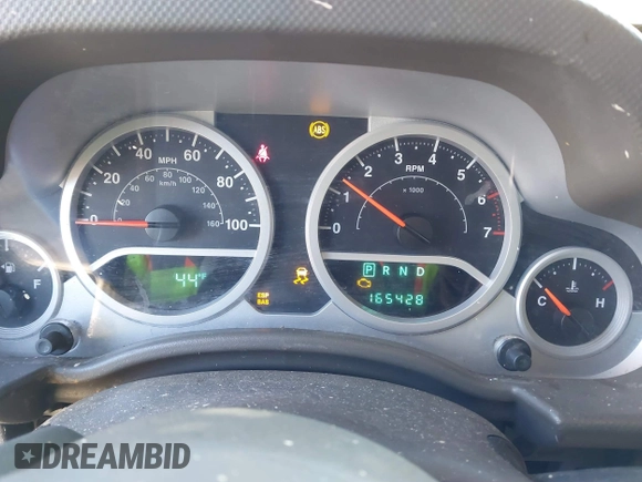 2007 Jeep Wrangler Unlimited Sahara with VIN 1J4GA59187L189519, listed as a IAAI auction lot 41204036 with 165,428 mi miles and . Bid and sale history available at DreamBid. Image 7.