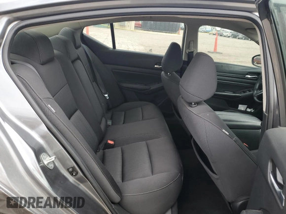 2019 Nissan Altima S z VIN 1N4BL4BV9KC252790, wystawiony jako Copart lot #53818165 z przebiegiem 85 133 mil mil oraz Szkoda całkowita • Salvage title. Historia ofert i sprzedaży dostępna na DreamBid. Obrazek 10.