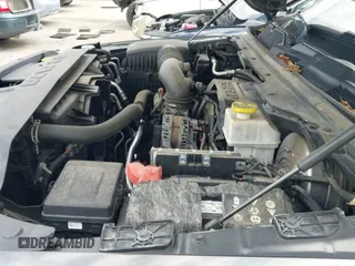 2020 Ram 1500 Big Horn z VIN 1C6SRFBT9LN190310, wystawiony jako IAAI lot #43161335 z przebiegiem 98 023 mil mil oraz . Historia ofert i sprzedaży dostępna na DreamBid. Obrazek 20.