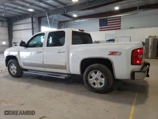 2009 Chevrolet Silverado 1500 LTZ with VIN 3GCEK33329G109608, listed as a Copart auction lot 48122775 with 198,347 mi miles and Salvage Title. Bid and sale history available at carsss.com. Image 2.