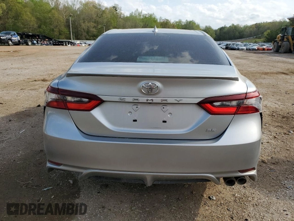 2022 Toyota Camry SE z VIN 4T1G11AK0NU666336, wystawiony jako Copart lot #41667525 z przebiegiem 68 545 mil mil oraz Szkoda całkowita • Salvage title. Historia ofert i sprzedaży dostępna na DreamBid. Obrazek 6.