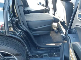 2019 GMC Yukon Denali with VIN 1GKS2CKJ8KR104796, listed as a IAAI auction lot 41843188 with 91,340 mi miles. Bid and sale history available at carsss.com. Image 8.
