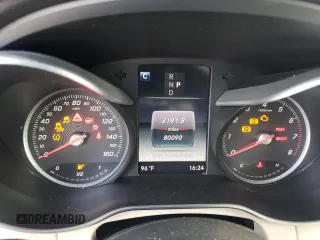 2019 Mercedes-Benz GLC 300 с VIN WDC0G4KB7KV175685, выставлен на аукционе Copart как лот 61834065 с пробегом 80 090 миль миль и Списание • Salvage title. История ставок и продаж доступна на DreamBid. Изображение 9.