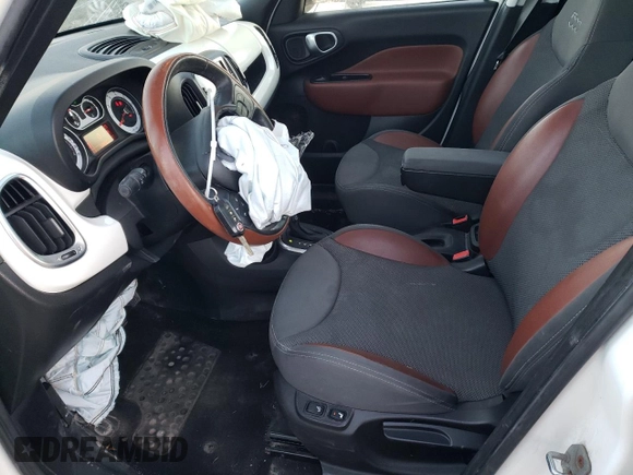 2014 FIAT 500L Trekking with VIN ZFBCFADH0EZ024452, listed as a Copart auction lot 41500685 with 109,548 mi miles and Clean Title. Bid and sale history available at carsss.com. Image 7.