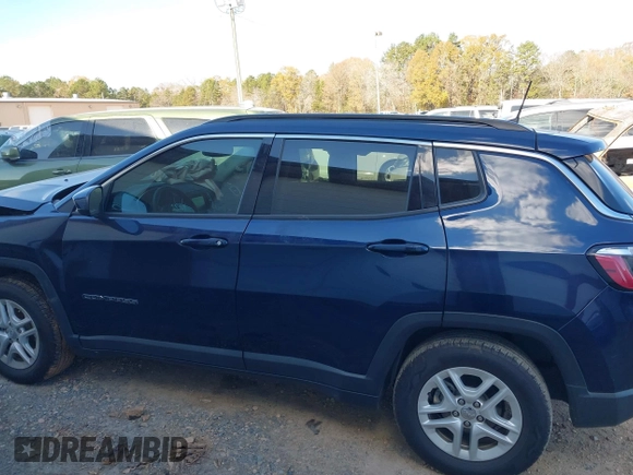 2020 Jeep Compass Sport z VIN 3C4NJCAB1LT169603, wystawiony jako IAAI lot #40993649 z przebiegiem 99 196 mil mil oraz . Historia ofert i sprzedaży dostępna na DreamBid. Obrazek 14.