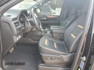 2024 GMC Yukon AT4 with VIN 1GKS2CKL3RR117841, listed as a Copart auction lot 70460294 with 8,821 mi miles and Salvage Title. Bid and sale history available at carsss.com. Image 7.