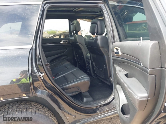 2014 Jeep Grand Cherokee Overland with VIN 1C4RJFCG4EC273786, listed as a IAAI auction lot 41901304 with 73,055 mi miles. Bid and sale history available at carsss.com. Image 8.