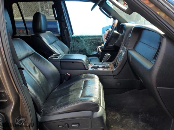 2015 Lincoln Navigator with VIN 5LMJJ2JT7FEJ14653, listed as a Copart auction lot 44921315 with 112,183 mi miles and Salvage Title. Bid and sale history available at carsss.com. Image 7.