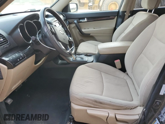 2011 Kia Sorento LX with VIN 5XYKT4A18BG140342, listed as a Copart auction lot 47131675 with 207,424 mi miles and Salvage Title. Bid and sale history available at carsss.com. Image 7.