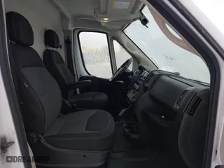 2021 Ram ProMaster Cargo Van with VIN 3C6LRVDG7ME548136, listed as a IAAI auction lot 41244872 with 61,989 mi miles. Bid and sale history available at carsss.com. Image 5.