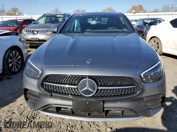 2021 Mercedes-Benz E-Class E 350 with VIN W1KZF8DB7MA960521, listed as a Copart auction lot 71295032 with 37,610 mi miles. Bid and sale history available at carsss.com. Image 5.