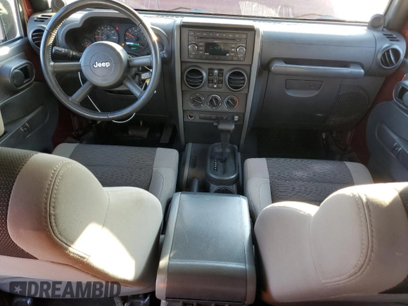 2007 Jeep Wrangler Unlimited X with VIN 1J4GB39177L124940, listed as a Copart auction lot 42505695 with 186,204 mi miles and Salvage title. Bid and sale history available at DreamBid. Image 8.
