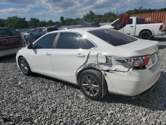 2015 Toyota Camry XLE with VIN 4T1BF1FK3FU041676, listed as a Copart auction lot 50901295 with NaN miles and Salvage Title. Bid and sale history available at carsss.com. Image 2.