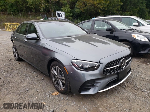 2021 Mercedes-Benz E 350 with VIN W1KZF8EB2MA926131, listed as a Copart auction lot 61030212 with 4,510 mi miles and . Bid and sale history available at DreamBid. Image 1.