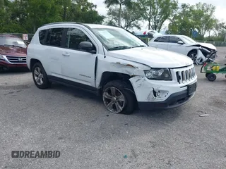 2016 Jeep Compass Sport with VIN 1C4NJCBA9GD675035, listed as a IAAI auction lot 41970912 with 130,415 mi miles. Bid and sale history available at carsss.com. Image 1.
