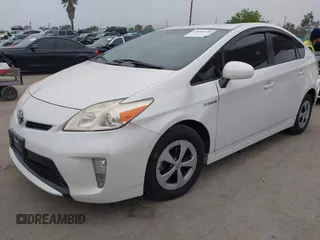 2015 Toyota Prius Four with VIN JTDKN3DU4F0465818, listed as a IAAI auction lot 42098190 with 186,911 mi miles. Bid and sale history available at carsss.com. Image 2.