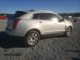 2014 Cadillac SRX Luxury Collection z VIN 3GYFNBE38ES516403, wystawiony jako Copart lot #49645375 z przebiegiem 143 769 mil mil oraz Szkody całkowita. Historia ofert i sprzedaży dostępna na DreamBid. Obrazek 3.