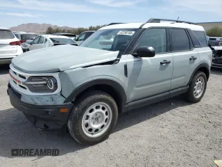 2023 Ford Bronco Sport Heritage z VIN 3FMCR9G68PRE06969, wystawiony jako Copart lot #52250785 z przebiegiem 13 170 mil mil oraz Szkoda całkowita • Salvage title. Historia ofert i sprzedaży dostępna na DreamBid. Obrazek 1.