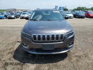 2019 Jeep Cherokee Limited z VIN 1C4PJMDX1KD331241, wystawiony jako Copart lot #60547875 z przebiegiem 139 004 mil mil oraz Czysty tytuł • Clean title. Historia ofert i sprzedaży dostępna na DreamBid. Obrazek 5.