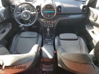 2018 MINI Countryman Cooper S E with VIN WMZYU7C47J3E56451, listed as a Copart auction lot 77193144 with 60,949 mi miles and Salvage Title. Bid and sale history available at carsss.com. Image 8.