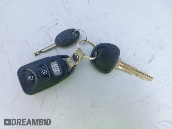 2012 Hyundai Elantra Limited with VIN KMHDH4AE4CU312973, listed as a IAAI auction lot 42453300 with 99,252 mi miles and . Bid and sale history available at DreamBid. Image 11.