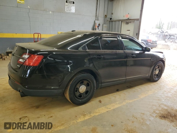 2015 Ford Police Interceptor z VIN 1FAHP2MT3FG105071, wystawiony jako Copart lot #89252465 z przebiegiem 133 078 mil mil oraz Szkoda całkowita • Salvage title. Historia ofert i sprzedaży dostępna na DreamBid. Obrazek 3.