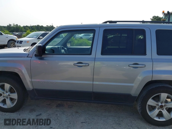 2017 Jeep Patriot Latitude with VIN 1C4NJPFB3HD183998, listed as a IAAI auction lot 42422861 with 148,477 mi miles and . Bid and sale history available at DreamBid. Image 14.