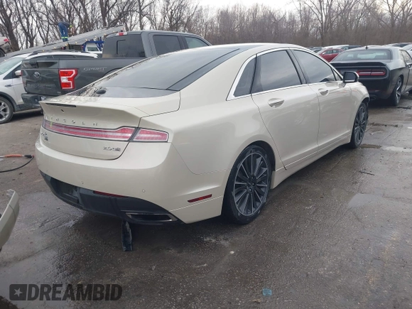2016 Lincoln MKZ with VIN 3LN6L2J94GR625923, listed as a IAAI auction lot 41144427 with 120,567 mi miles and . Bid and sale history available at DreamBid. Image 4.