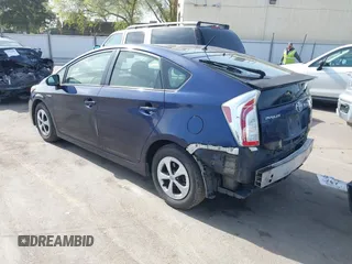 2015 Toyota Prius Four with VIN JTDKN3DU3F0421647, listed as a IAAI auction lot 41830343 with 223,297 mi miles. Bid and sale history available at carsss.com. Image 3.