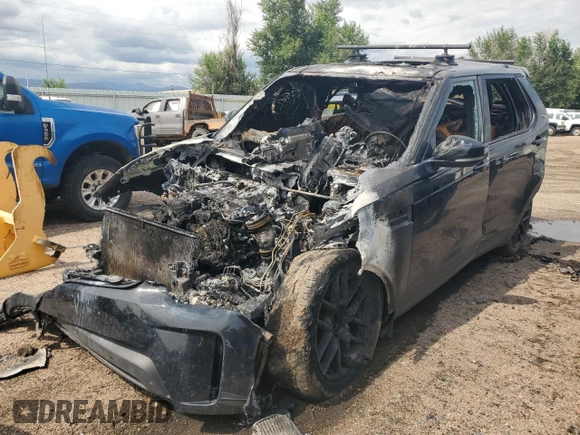 2017 Land Rover Discovery HSE with VIN SALRRBBV4HA013432, listed as a Copart auction lot 69820644 with Not Provided miles and Non Repairable. Bid and sale history available at carsss.com. Image 1.