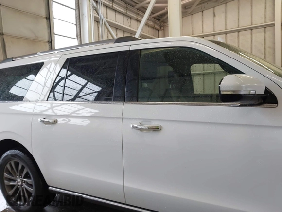 2020 Ford Expedition Max Limited с VIN 1FMJK1KT2LEA20572, выставлен на аукционе IAAI как лот 42253203 с пробегом 114 052 миль миль и . История ставок и продаж доступна на DreamBid. Изображение 13.