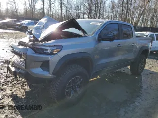 2024 Chevrolet Colorado 4WD ZR2 z VIN 1GCPTFEK2R1297069, wystawiony jako Copart lot #42690645 z przebiegiem Nie podano mil oraz Szkoda całkowita • Salvage title. Historia ofert i sprzedaży dostępna na DreamBid. Obrazek 1.