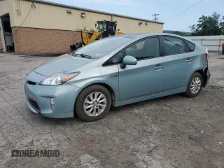 2014 Toyota Prius с VIN JTDKN3DP8E3062206, выставлен на аукционе Copart как лот 64082905 с пробегом 165 569 миль миль и Списание • Salvage title. История ставок и продаж доступна на DreamBid. Изображение 1.