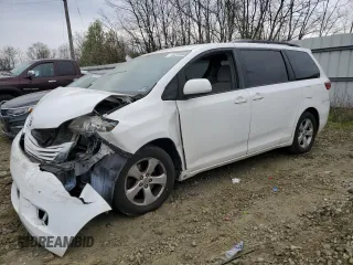 2017 Toyota Sienna LE Auto Access Seat with VIN 5TDKZ3DCXHS847007, listed as a Copart auction lot 52335845 with Not Provided miles and Salvage Title. Bid and sale history available at carsss.com. Image 1.