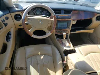 2006 Mercedes-Benz CLS-Class with VIN WDDDJ75X46A059381, listed as a Copart auction lot 77848484 with 102,460 mi miles and Salvage Title. Bid and sale history available at carsss.com. Image 8.