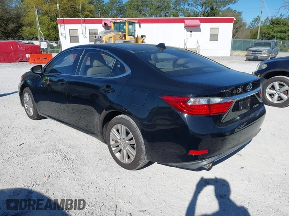 2014 Lexus ES 350 with VIN JTHBK1GG2E2093982, listed as a IAAI auction lot 41833507 with 154,969 mi miles. Bid and sale history available at carsss.com. Image 3.