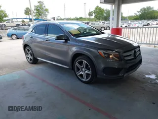 2015 Mercedes-Benz GLA 250 z VIN WDCTG4GB3FJ064960, wystawiony jako IAAI lot #42122576 z przebiegiem 113 746 mil mil oraz . Historia ofert i sprzedaży dostępna na DreamBid. Obrazek 1.