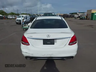 2018 Mercedes-Benz C 300 with VIN 55SWF4JB2JU258957, listed as a IAAI auction lot 42058233 with 61,788 mi miles and . Bid and sale history available at DreamBid. Image 16.